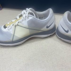 Women's Nike Golf Sneaker size 8